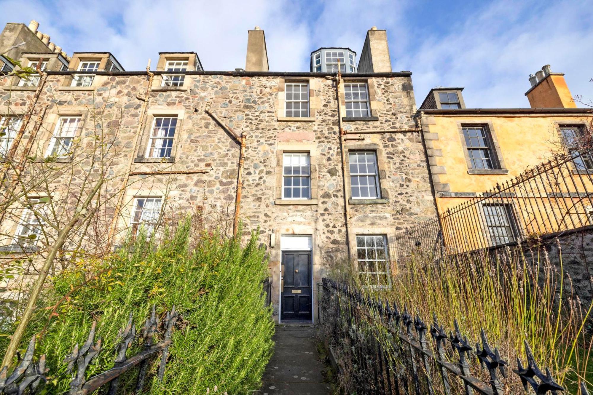 Joivy Beautiful Apartment, Private Garden, Calton Hill EDI Exterior foto