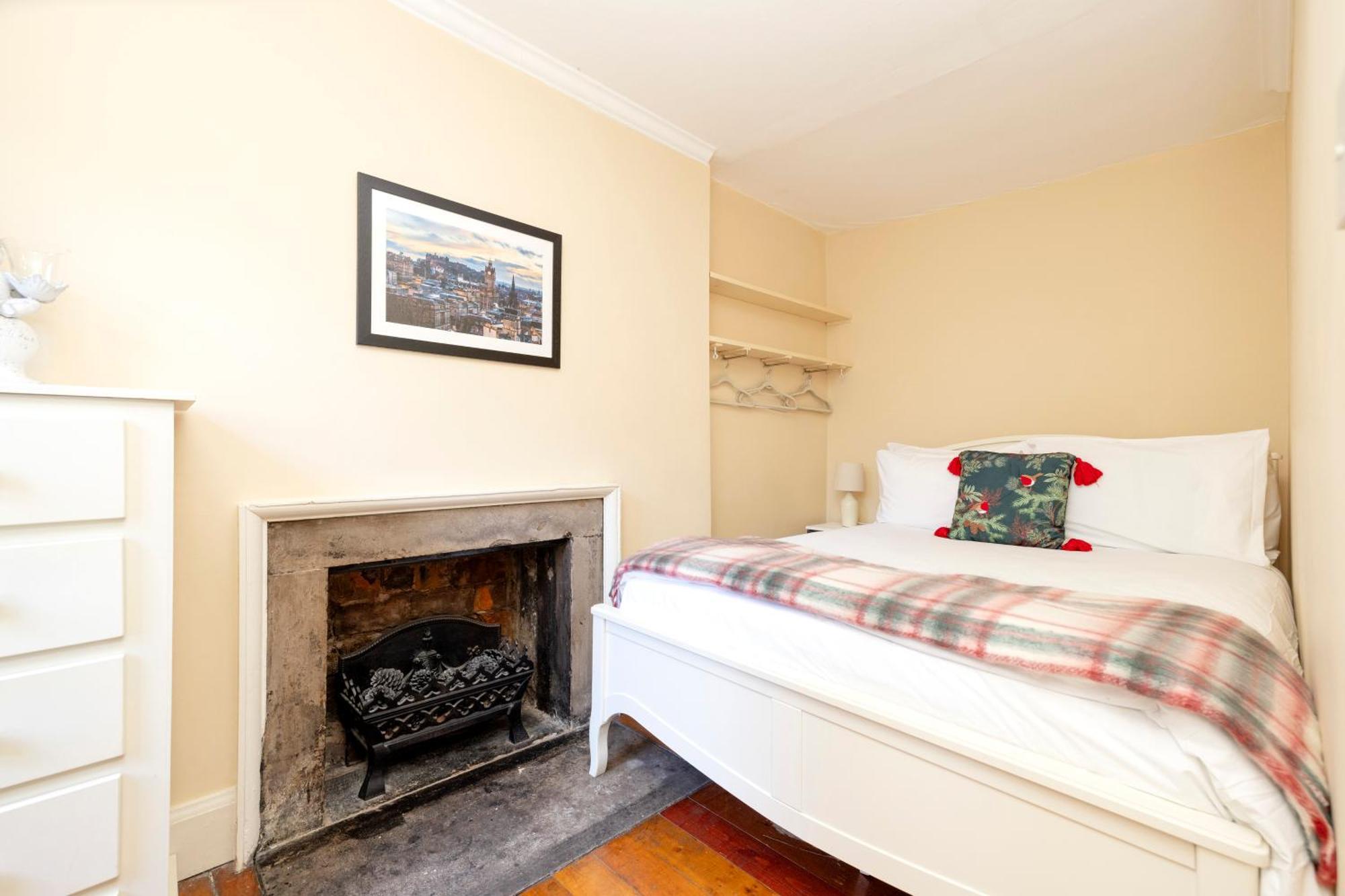 Joivy Beautiful Apartment, Private Garden, Calton Hill EDI Exterior foto