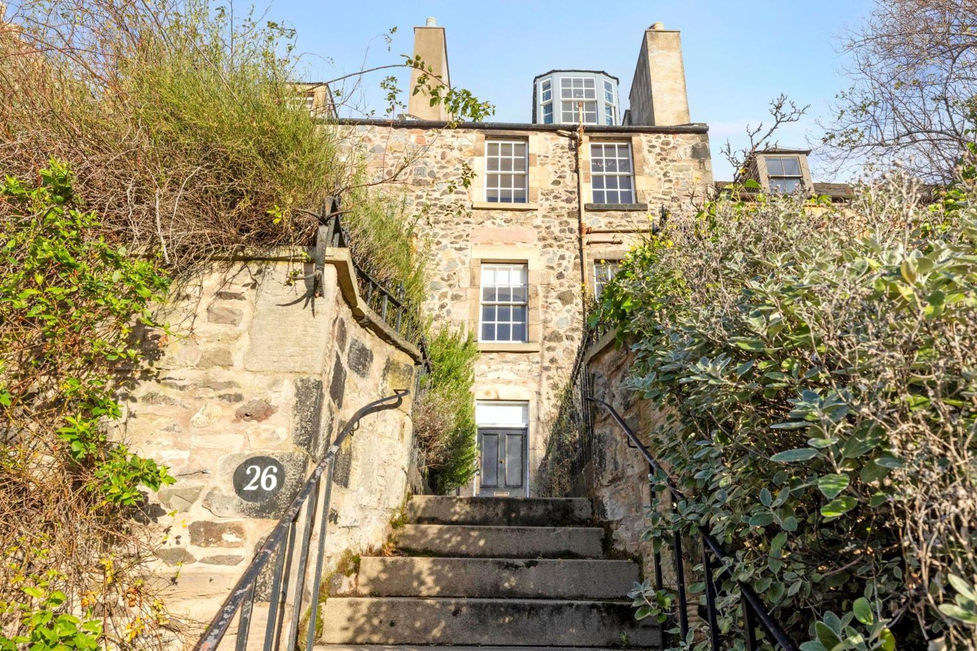 Joivy Beautiful Apartment, Private Garden, Calton Hill EDI Exterior foto