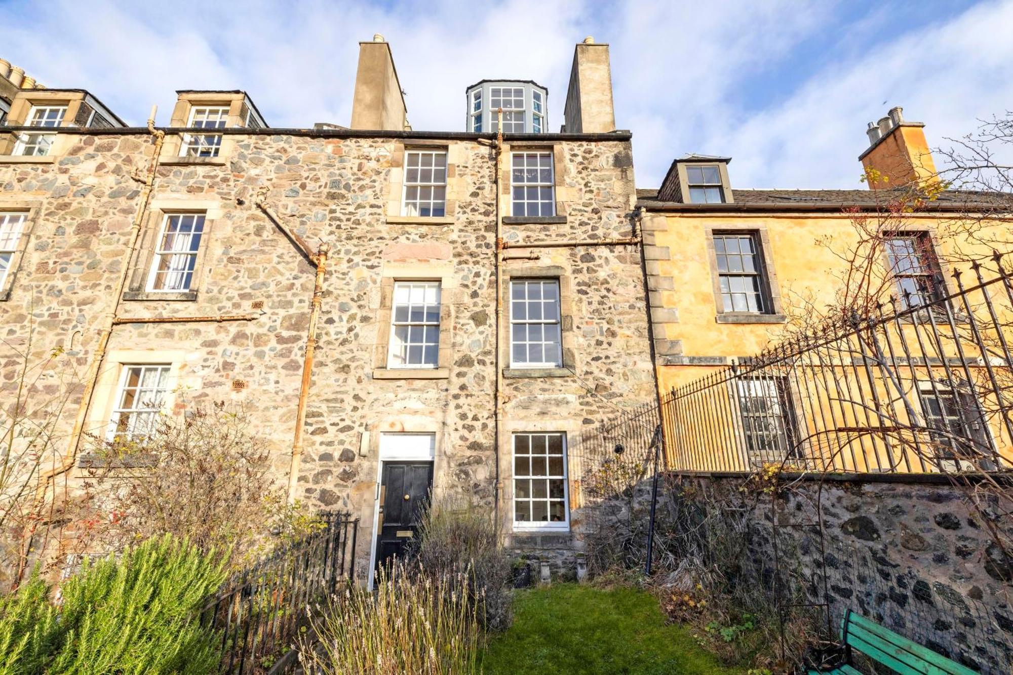 Joivy Beautiful Apartment, Private Garden, Calton Hill EDI Exterior foto